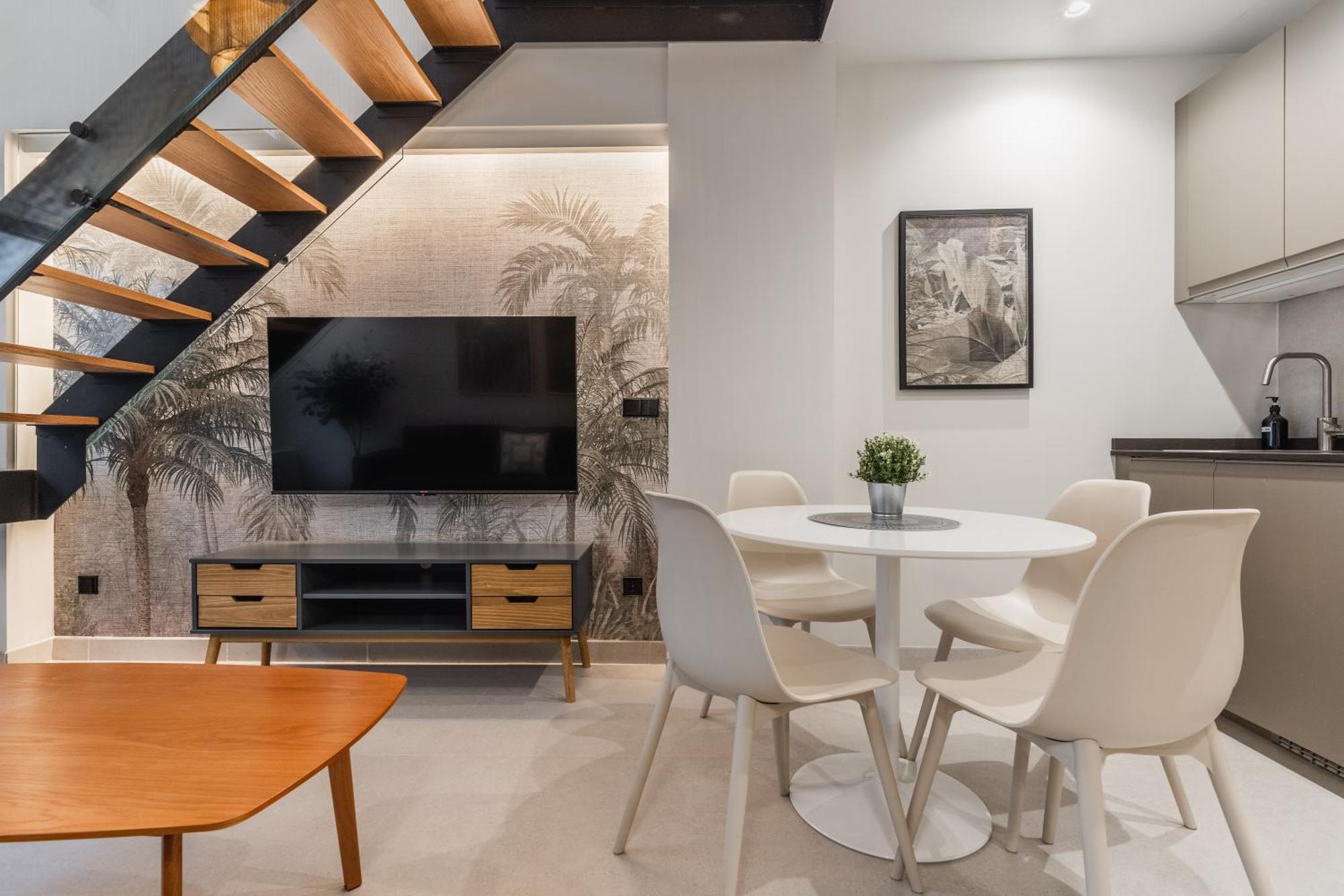 Laurel-Mintystay Apartments มาดริด ภายนอก รูปภาพ