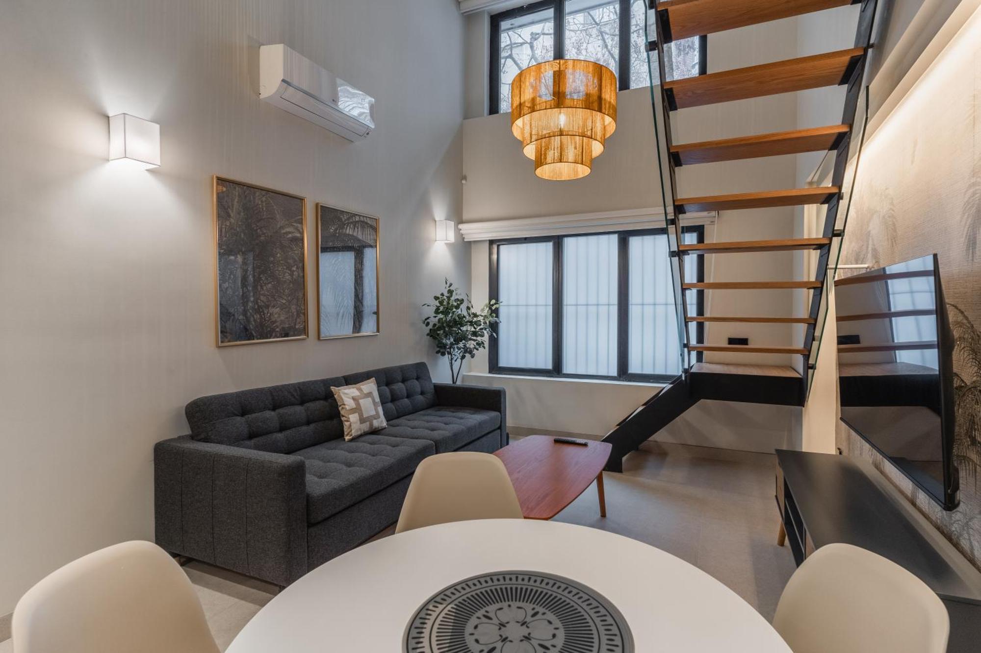 Laurel-Mintystay Apartments มาดริด ภายนอก รูปภาพ